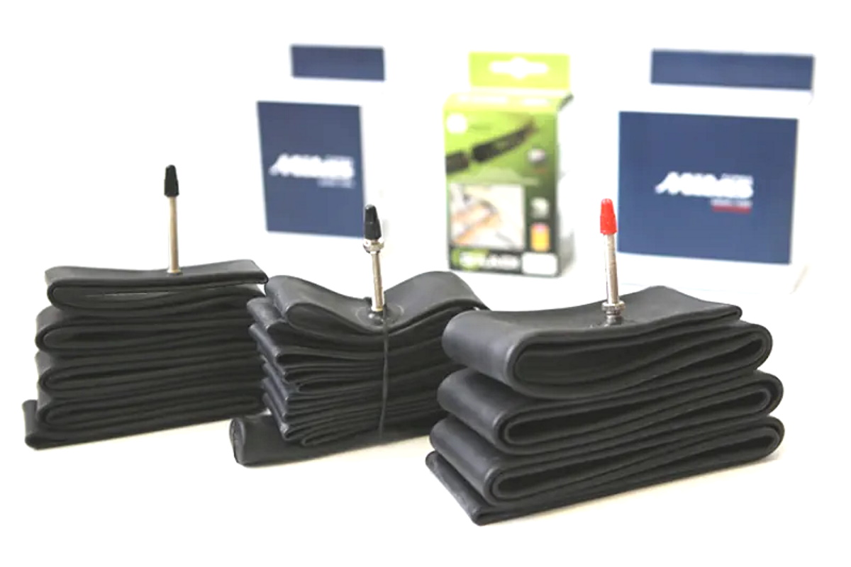 Cámara de aire silla de ruedas MITAS 24″ x 1 x 1 3/8 AV40mm - Imagen 3