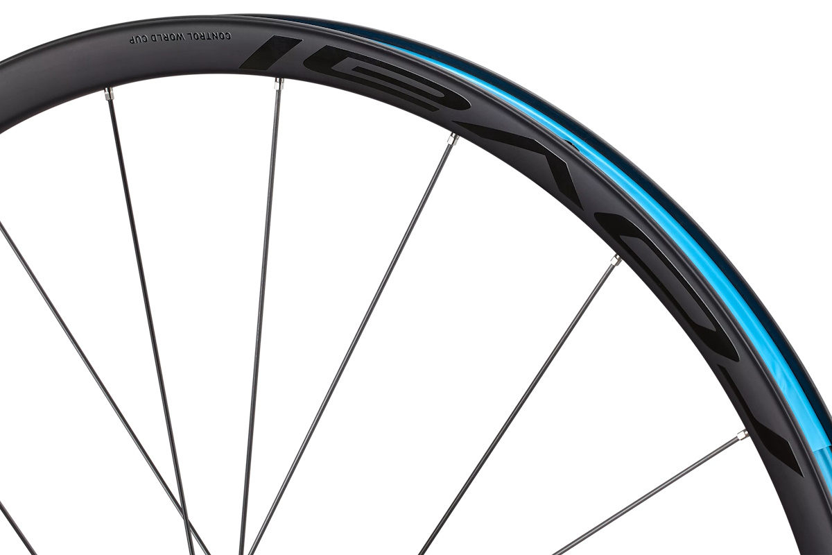 Specialized Roval Control World Cup | Ruedas XC más ligeras y rápidas | Tecnología y rendimiento para ciclistas competitivos - Imagen 3