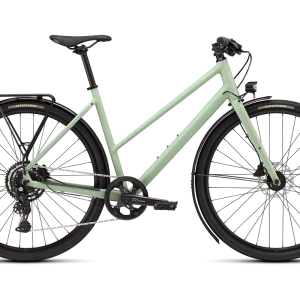 Specialized Sirrus X 2.0 EQ Step-Through 2026 – Bici urbana mixta equipada con portabultos, guardabarros y luces a dinamo + Shimano CUES 1×9 (11–46) y frenos hidráulicos