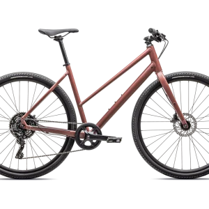 Specialized Sirrus X 2.0 Step-Through – Híbrida urbana-mixta con cuadro A1, Shimano CUES 1×9 (11–46), frenos hidráulicos y Pathfinder 700×40 (barra baja)
