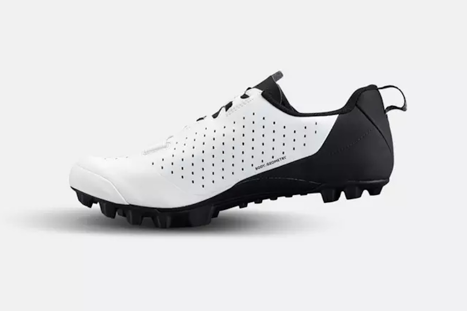 Specialized Recon 2.0: comodidad, potencia y tracción para MTB y gravel - Imagen 9